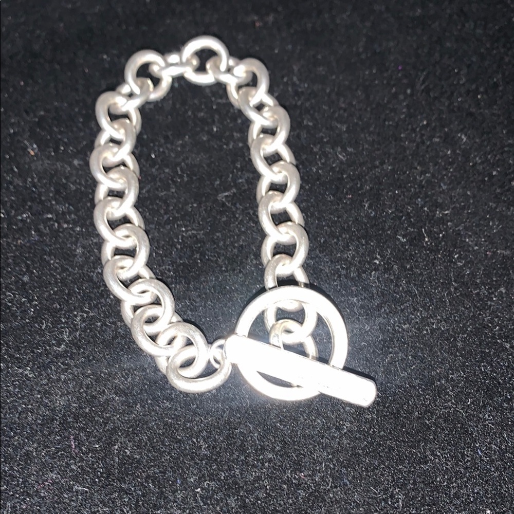 Tiffany & Co. Silver Chain-Link Bracelet with Toggle Clasp